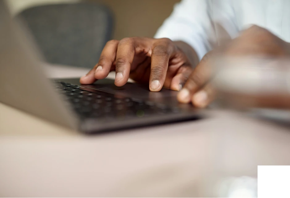 Sécurité réseau multi-sites : connexion sécurisée et gestion centralisée pour PME.