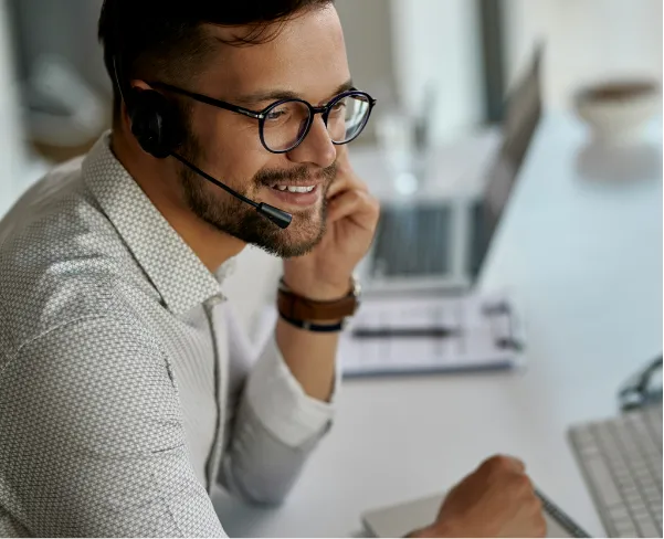 Récupération de données entreprise : restauration après suppression, panne ou crash serveur.