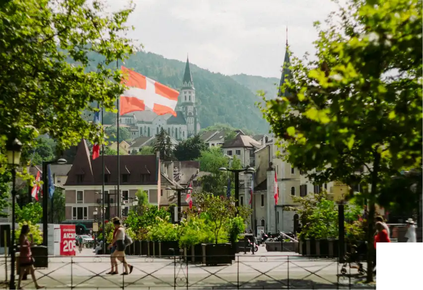 Sauvegarde externalisée sécurisée : données stockées hors site avec encryption avancée.