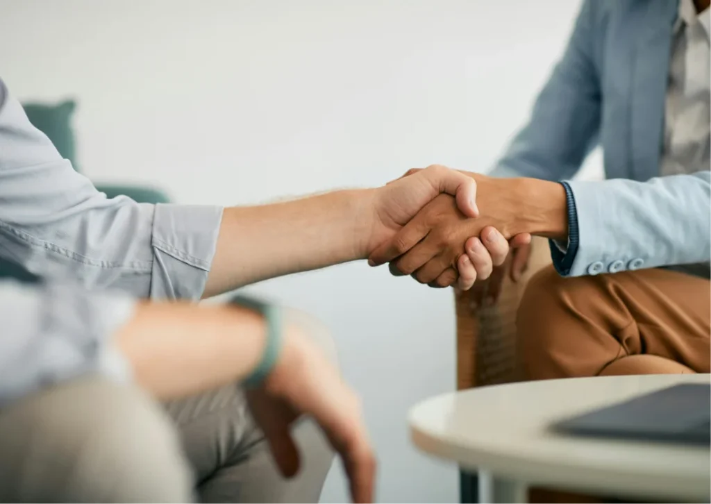 Surveillance informatique 24/7 : alertes, monitoring et actions préventives pour éviter les pannes.