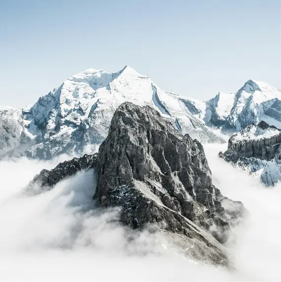 SOC local à Chambéry : supervision continue et analyse proactive des incidents de sécurité.