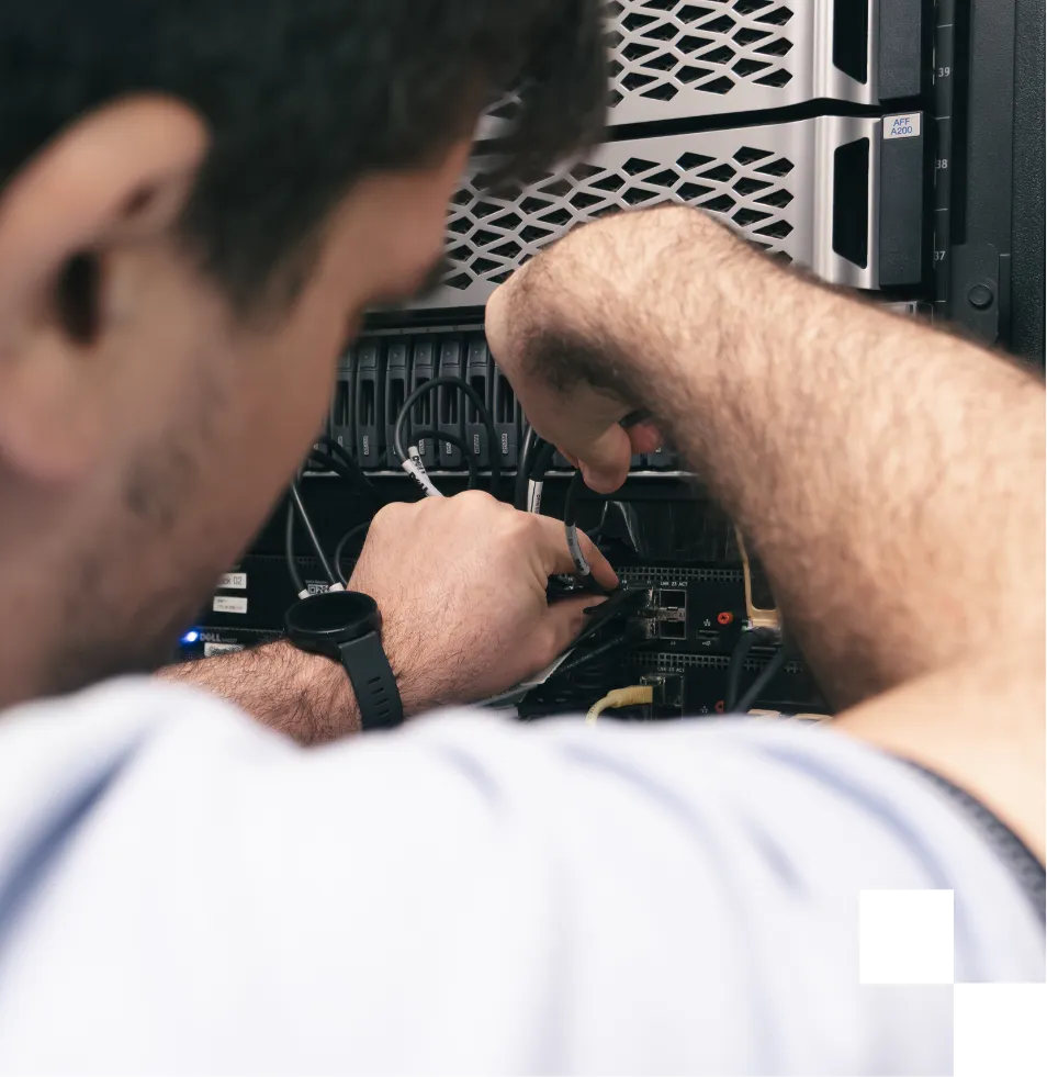 Infogérance cloud : supervision, maintenance et optimisation de vos environnements virtuels.